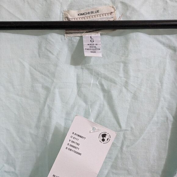 Kimchi blue eyelet baby blue Cropped Broderie Blouse size L. NWT - Picture 7 of 11